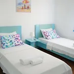 Esmana Hotel 2*
